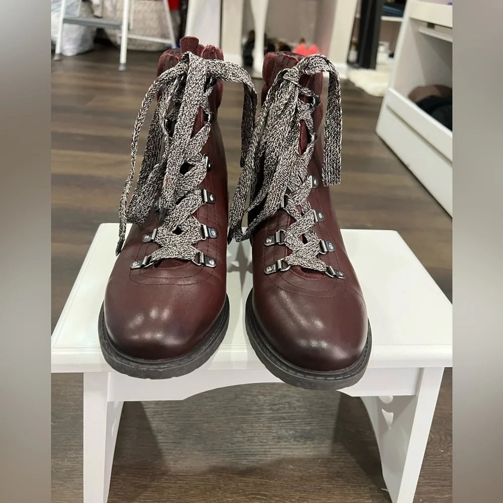 Sam Edelman Darrah Leather and Suede Boots size 9.5